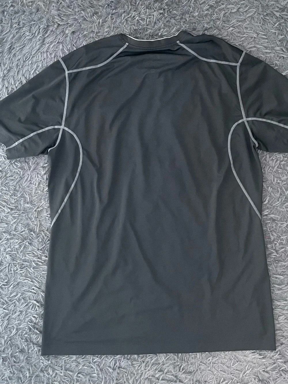 Men Size Large Nike Short Sleeve Black Hyperwarm Dri Fit Fitted Pro Combat